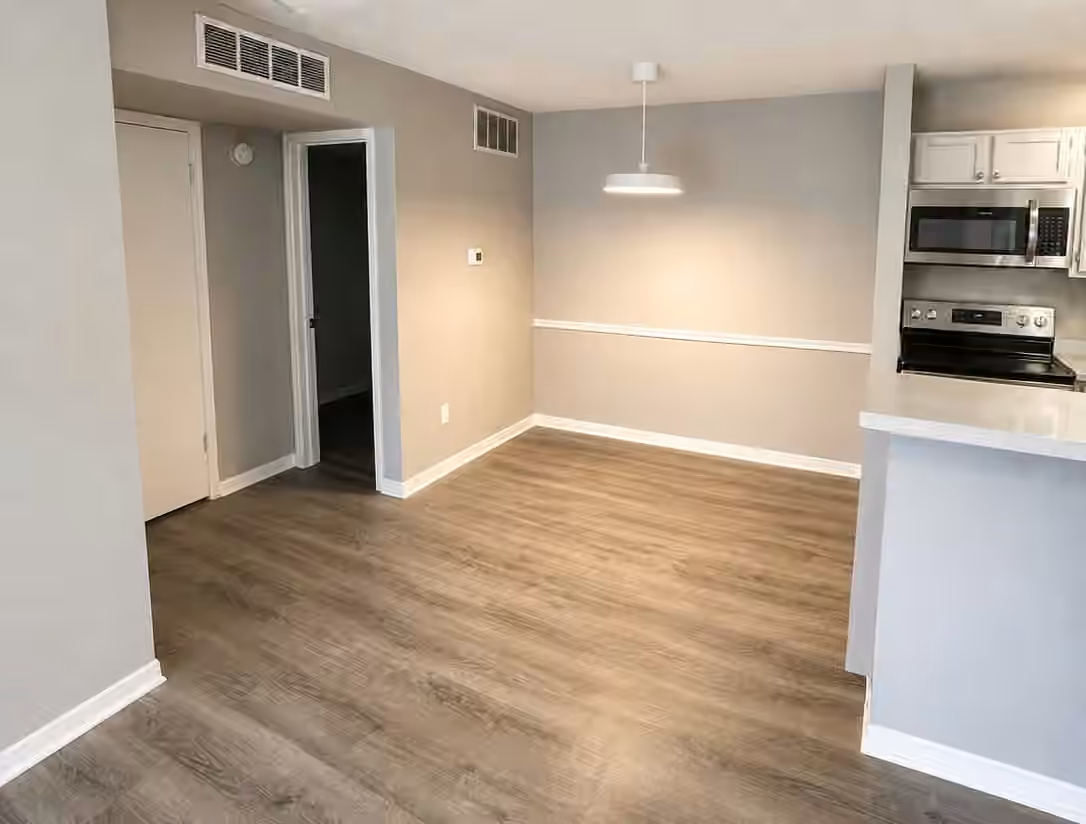Photo 6 of 2121 Hepburn Street 810, Houston, TX