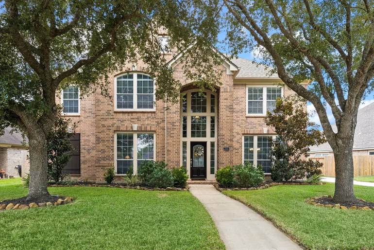 Photo of 2906 Summer Cape Court, League City, TX