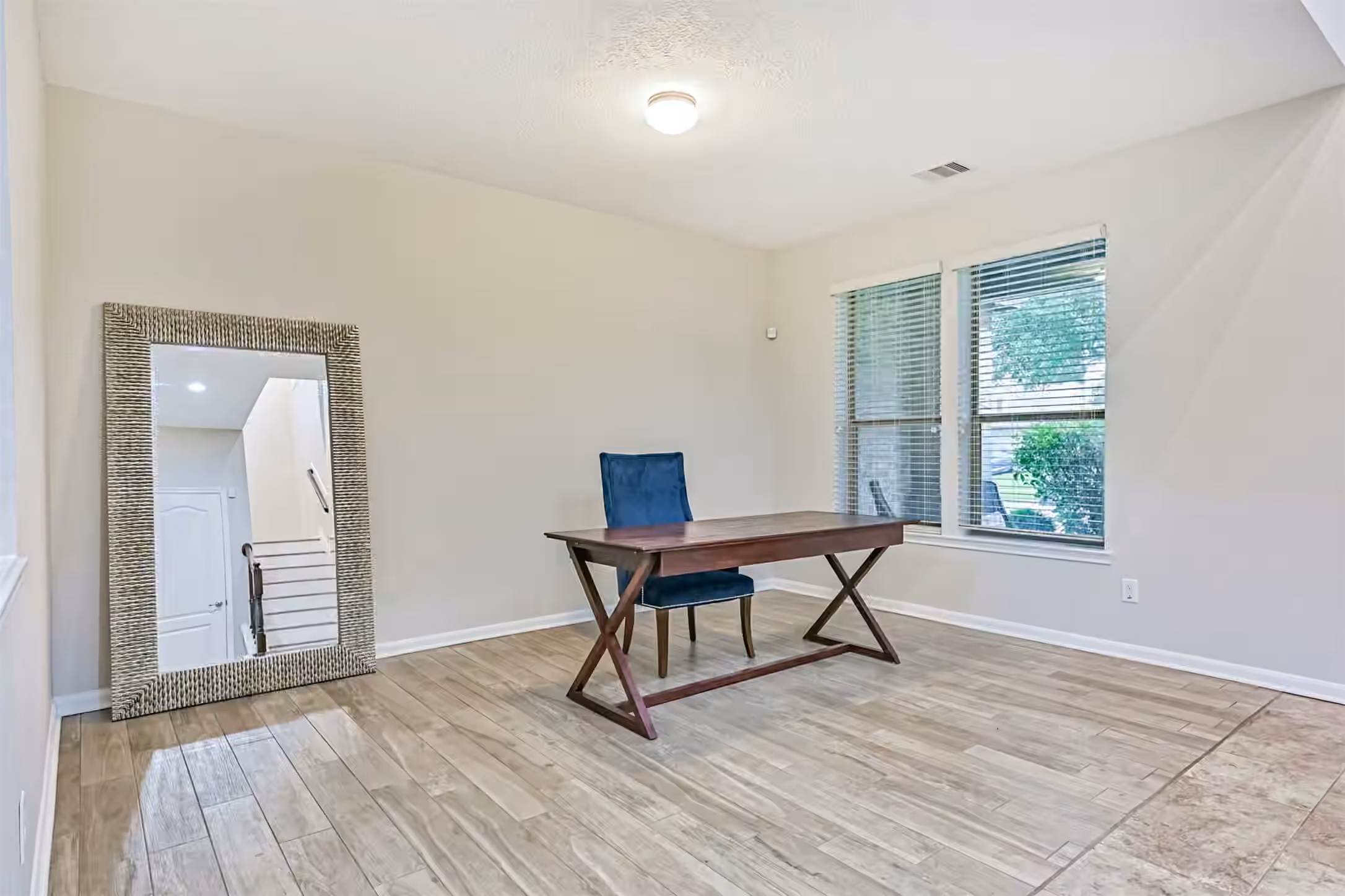 Photo 6 of 6003 Orchard Trail Drive, Pearland, TX