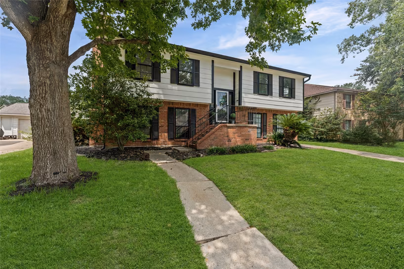Photo of 15819 Maple Manor Drive, Houston, TX 77095