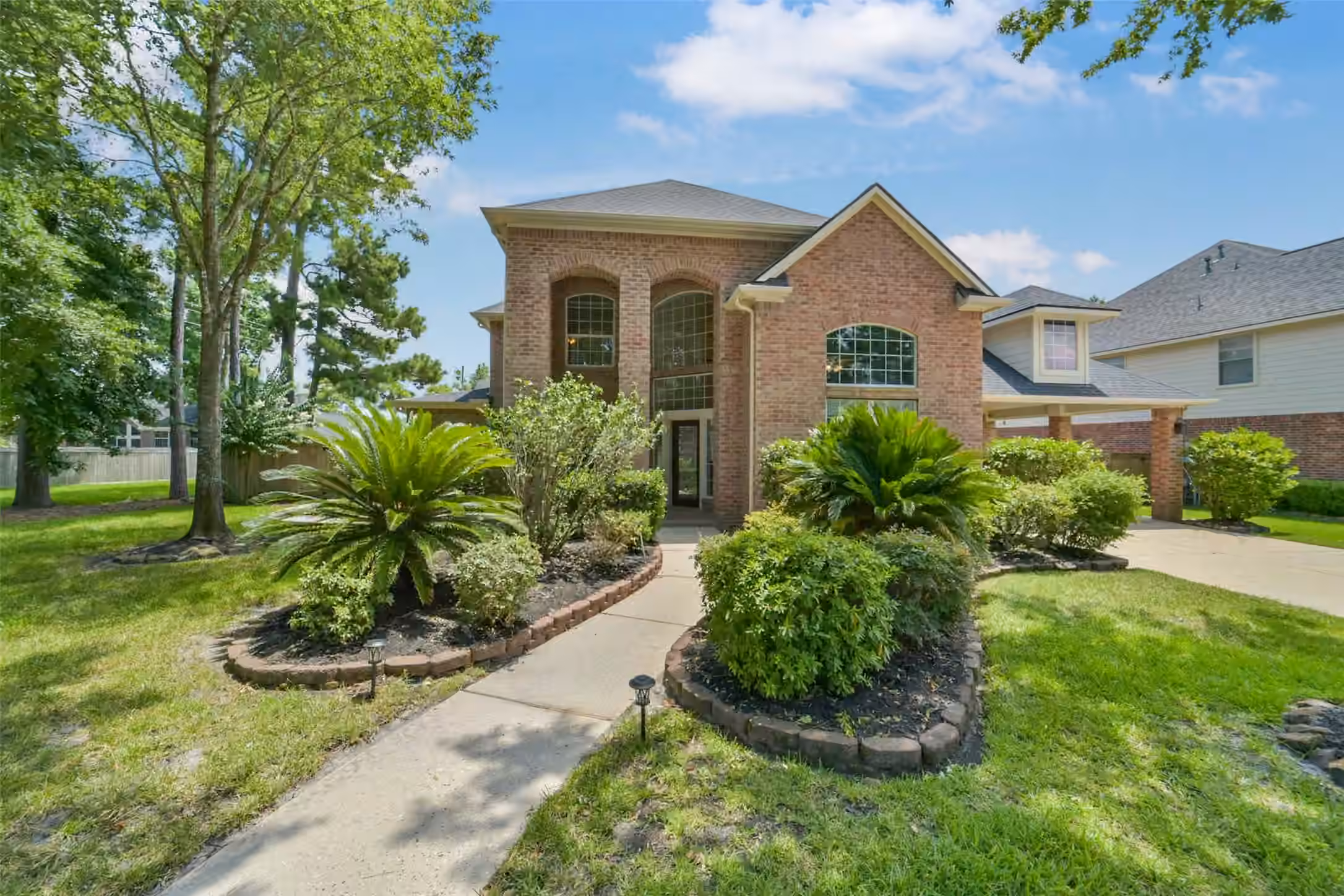 Photo of 18303 Enchanted Rock Trail, Humble, TX 77346