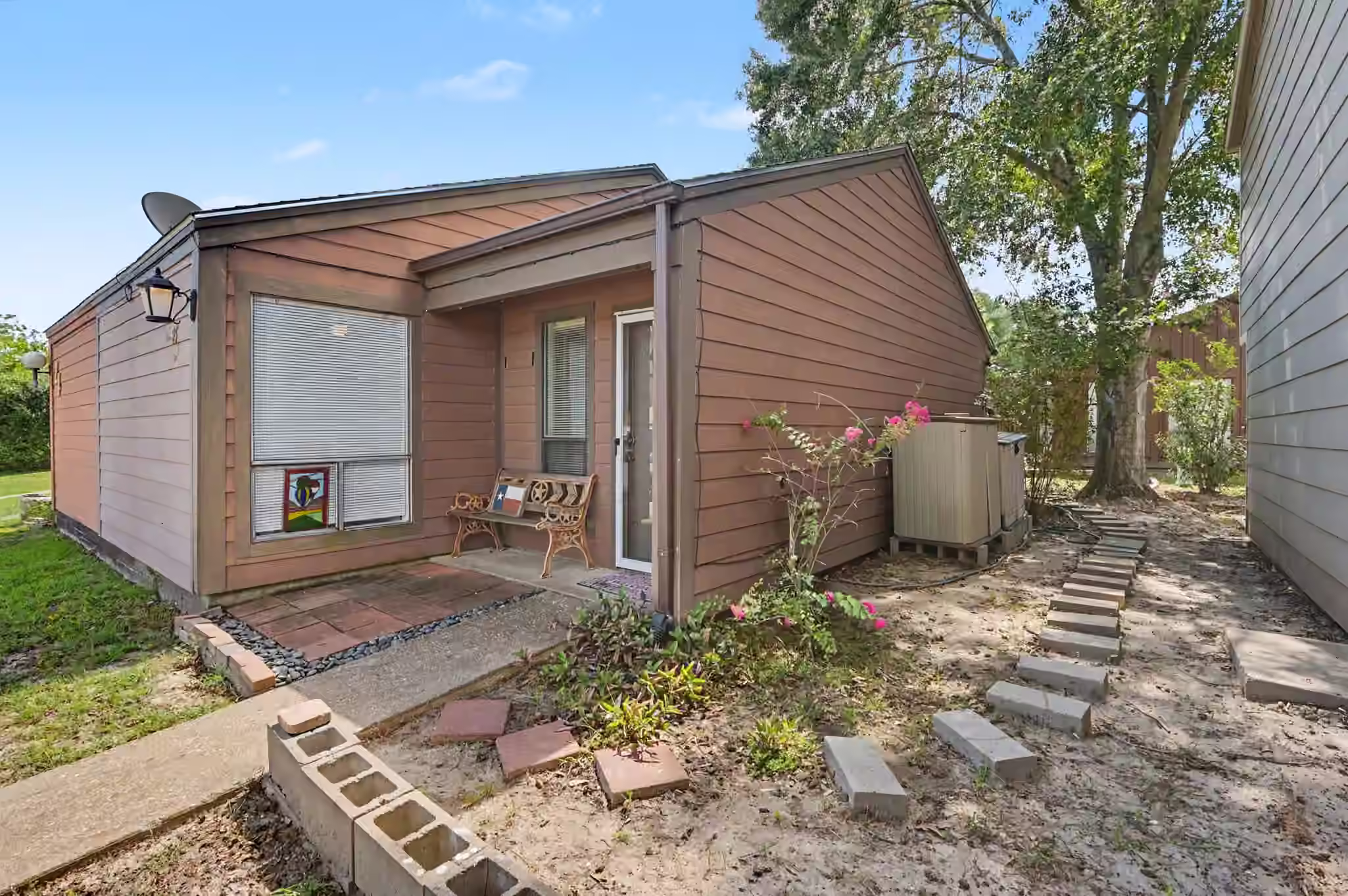 Photo of 25 Townhouse Lane Th25, Trinity, TX 75862