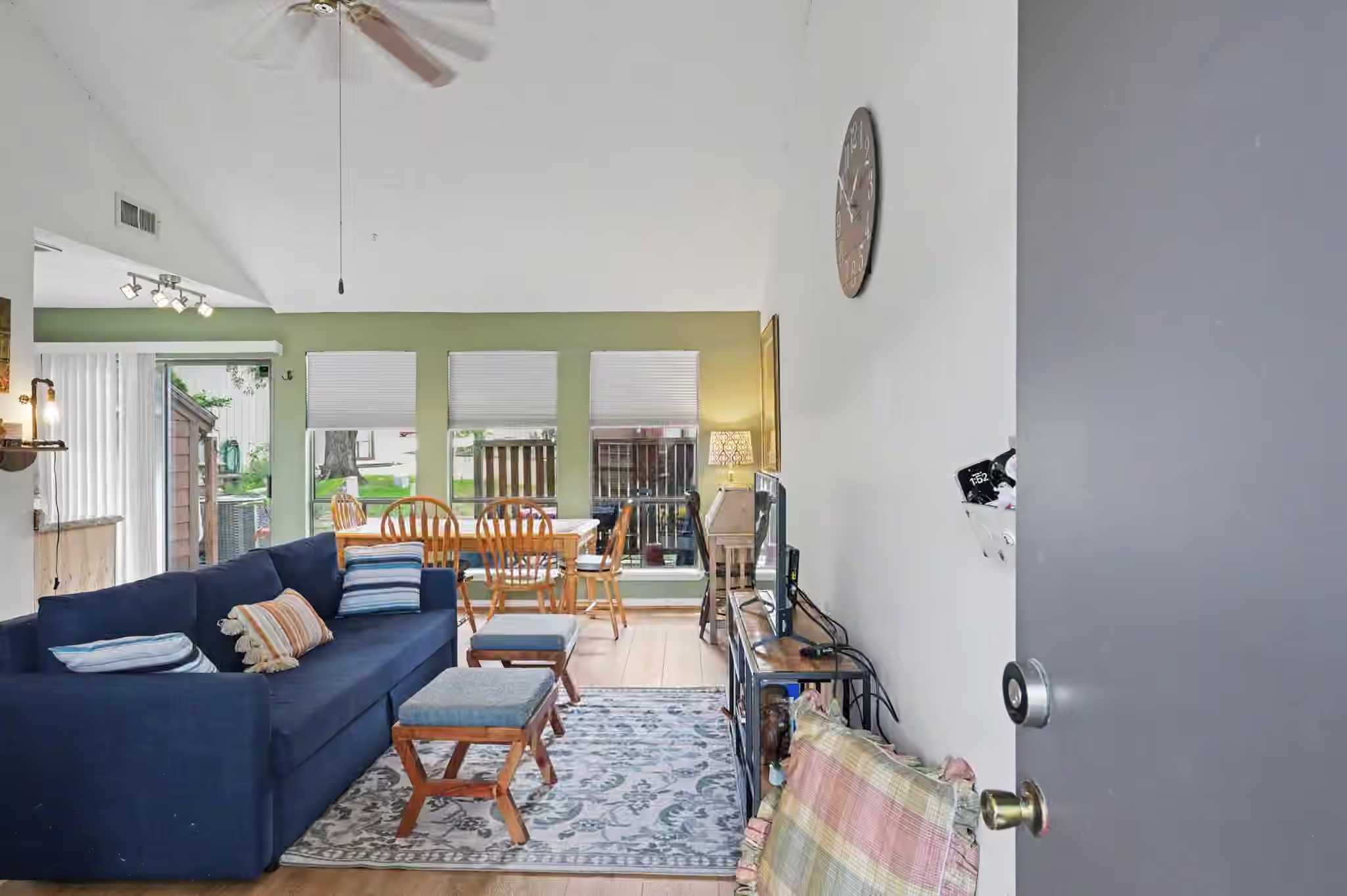 Photo 4 of 25 Townhouse Lane TH25, Trinity, TX
