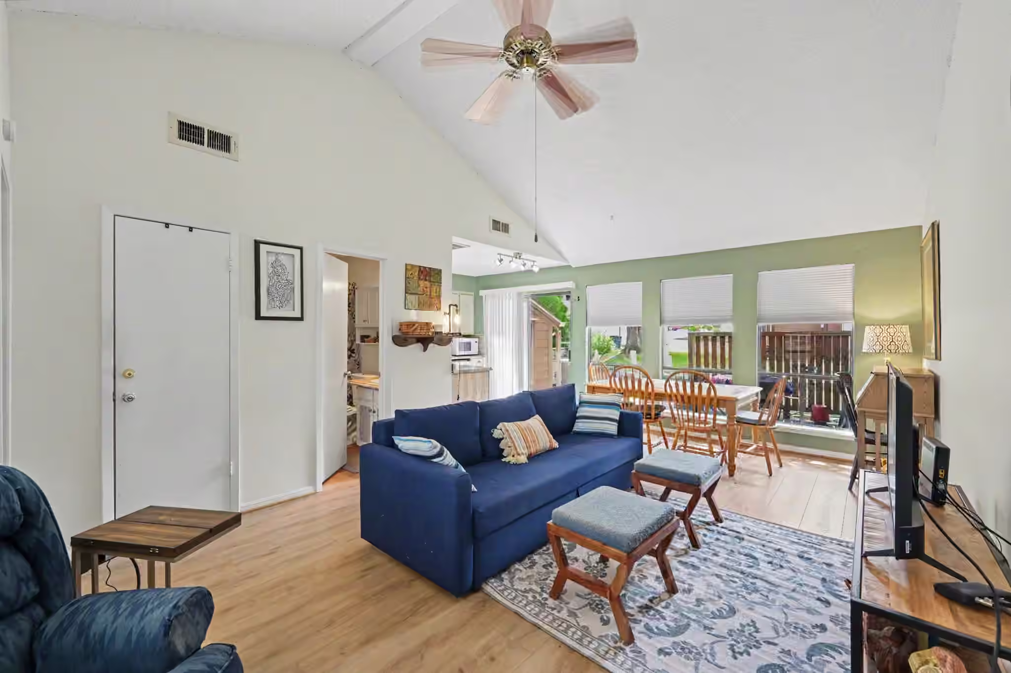 Photo 5 of 25 Townhouse Lane TH25, Trinity, TX