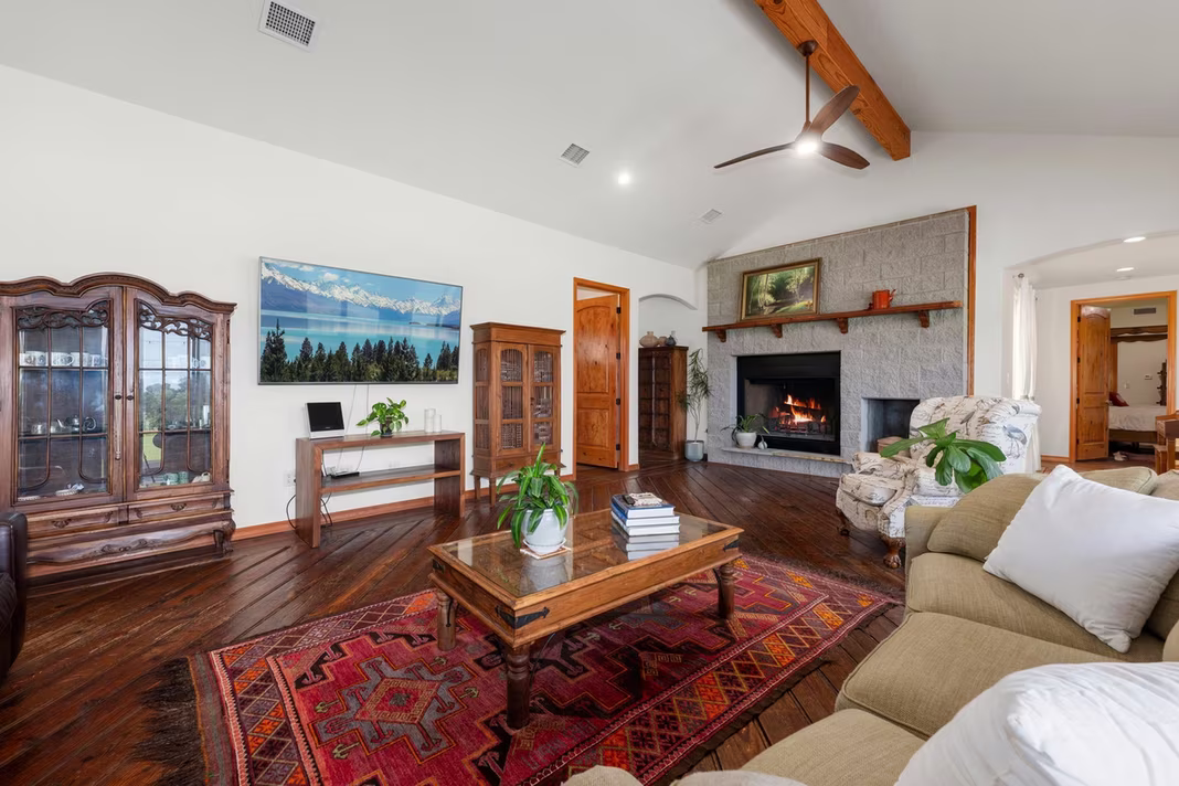 Photo 5 of 4569 Gloster Lane, Sealy, TX