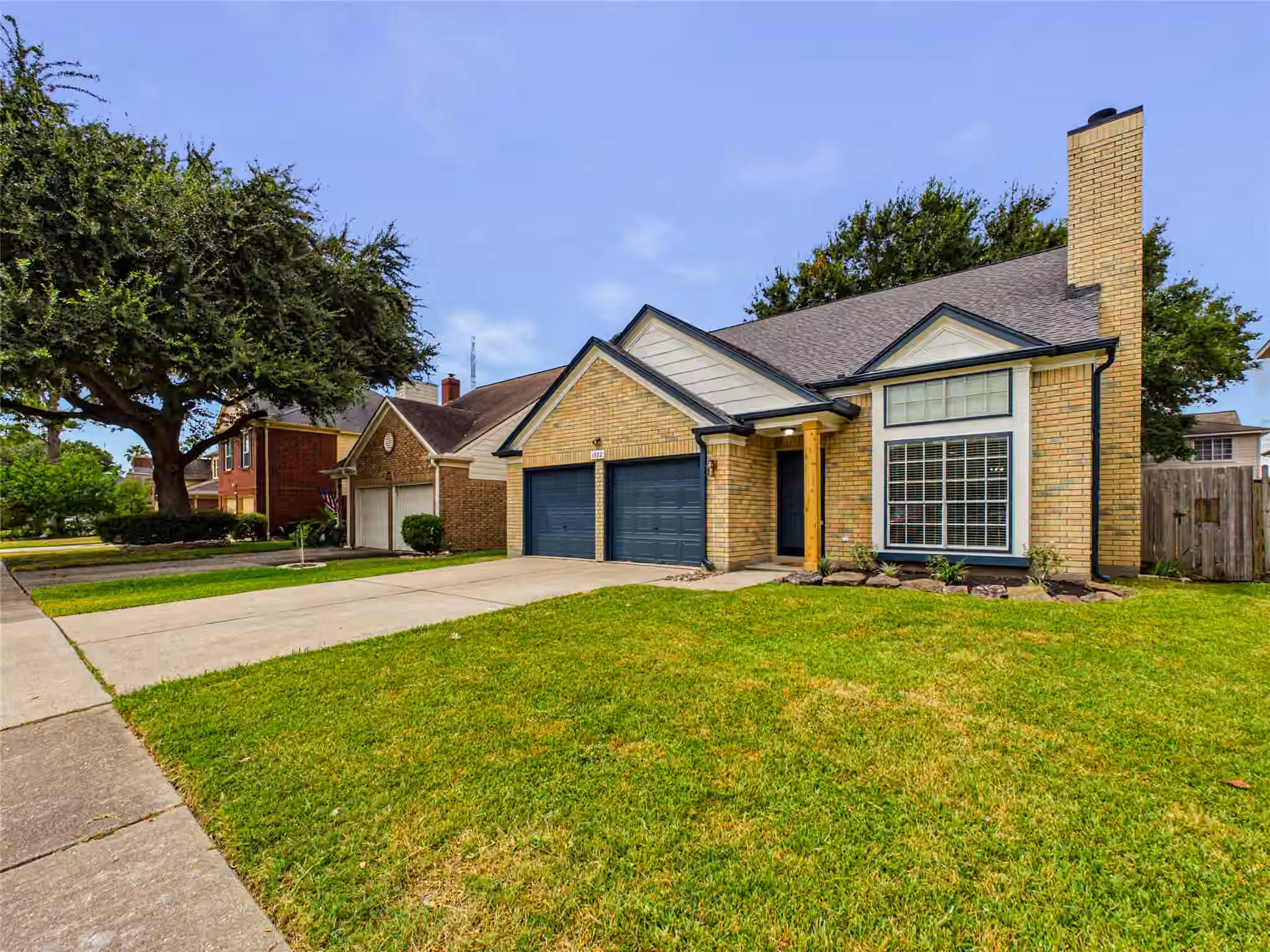 Photo 2 of 1922 Tipperary Drive, Deer Park, TX