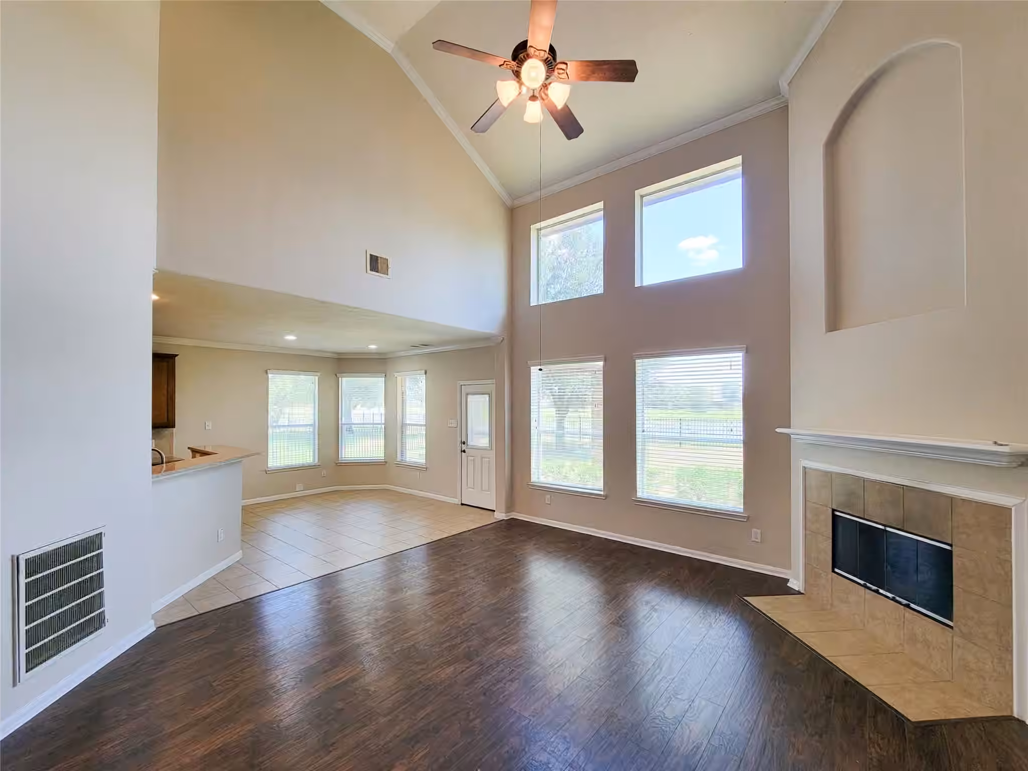 Photo 7 of 8410 Triston Hill Court, Cypress, TX
