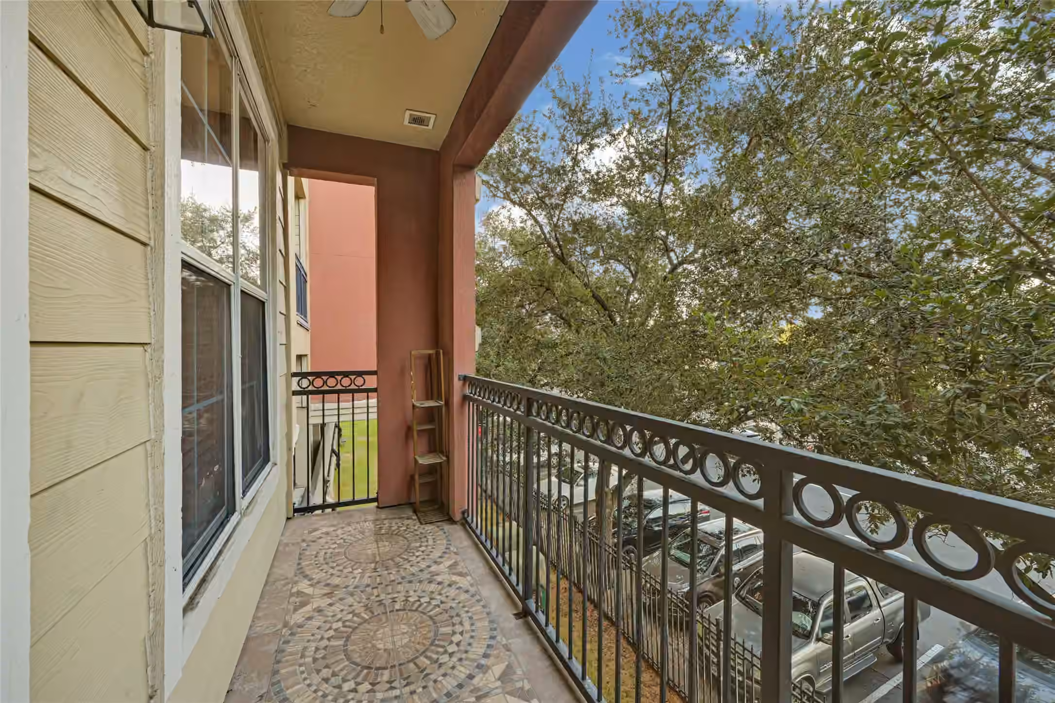 Photo 2 of 1711 Old Spanish Trail 117, Houston, TX