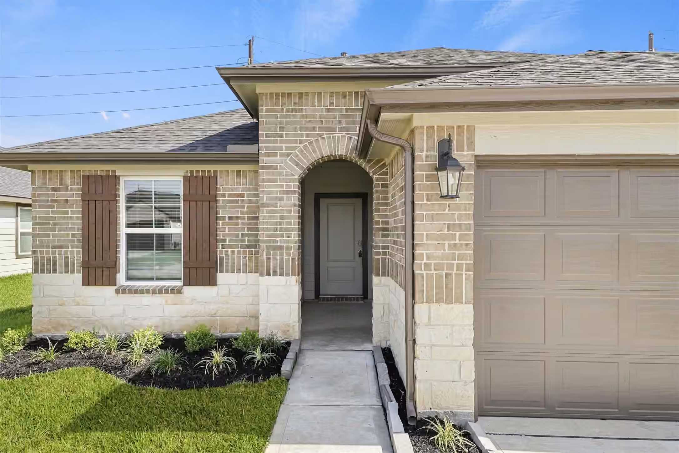 Photo 2 of 1106 Rayburn Drive, Rosharon, TX