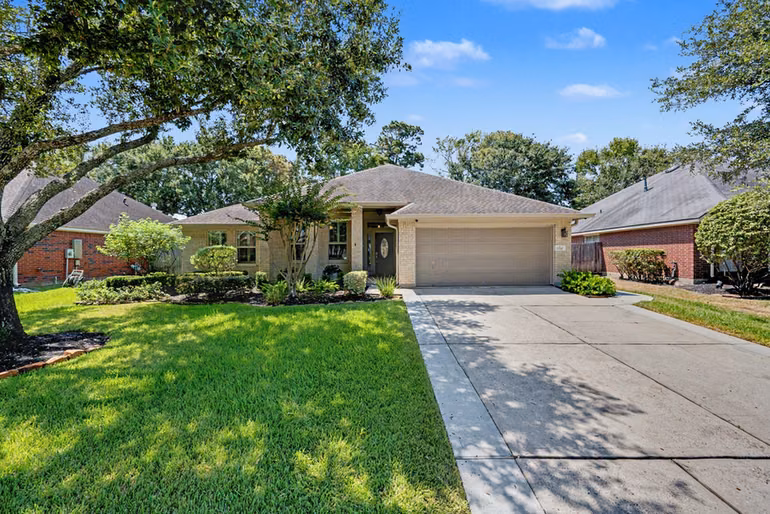 Photo of 18043 Landing Brook Drive, Atascocita, TX