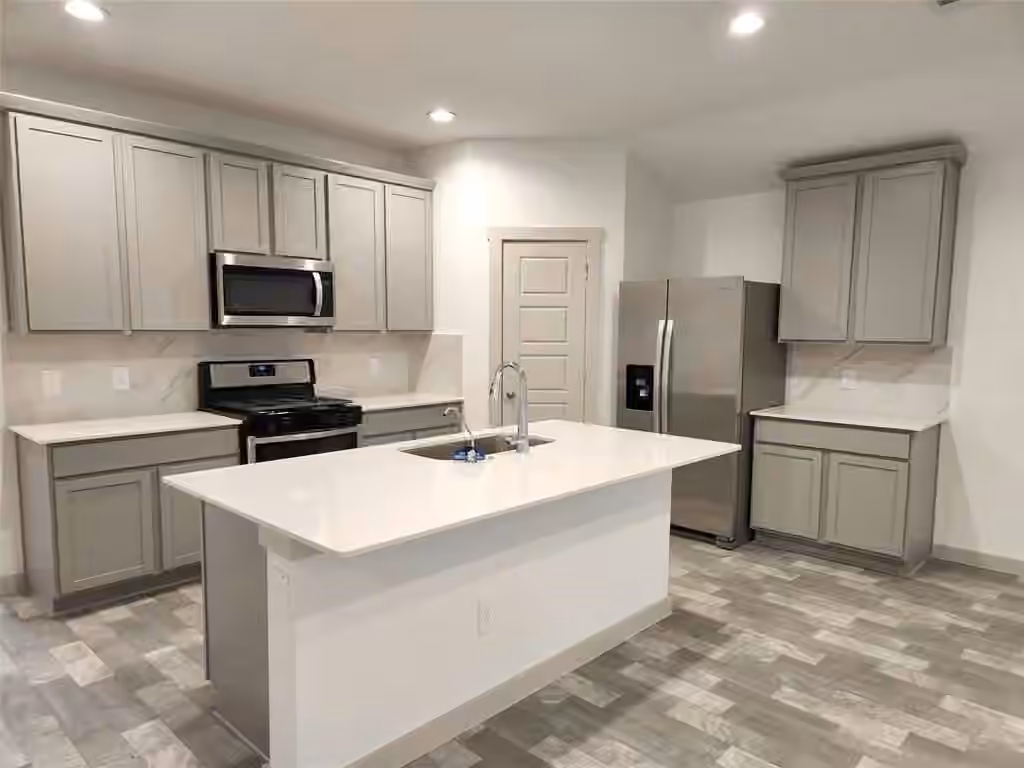 Photo 5 of 7718 Caspian Ranch Drive, Rosharon, TX