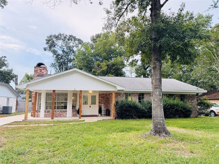 Photo 2 of 1771 Woodway Drive, Woodbranch, TX