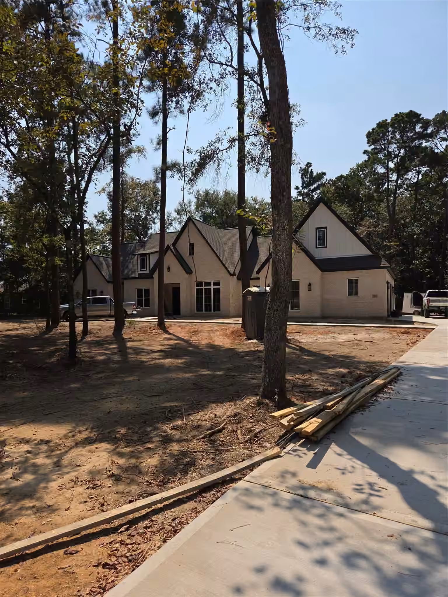 Photo of 207 Creekside, Magnolia, TX 77354