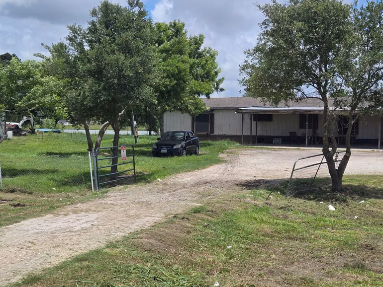 Photo 2 of 8235 County Road 128, Pearland, TX
