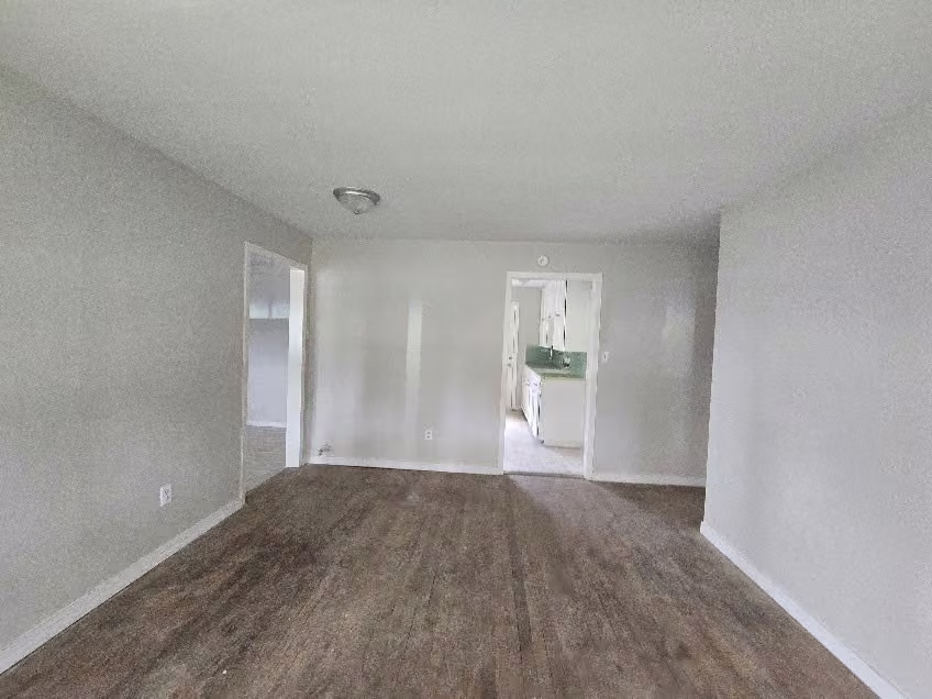 Photo 4 of 822 Woodhue Street, Channelview, TX