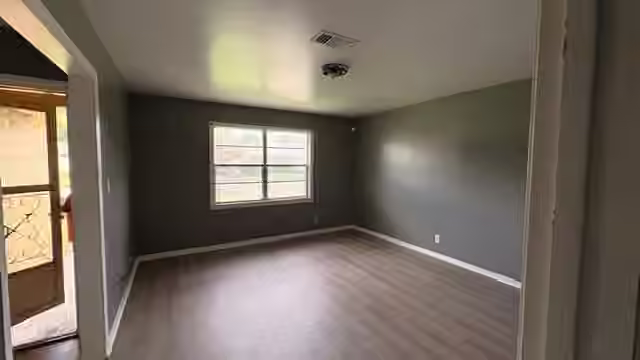 Photo 2 of 1823 Pleasantville Drive, Houston, TX