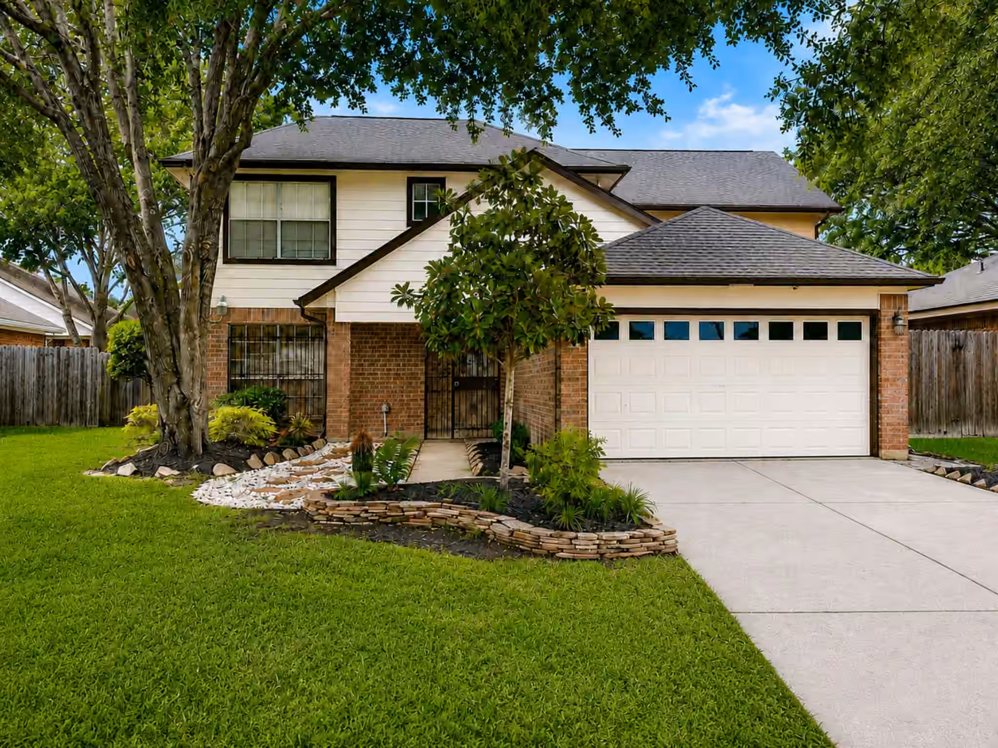 Photo of 16131 Canaridge Drive, Houston, TX 77053