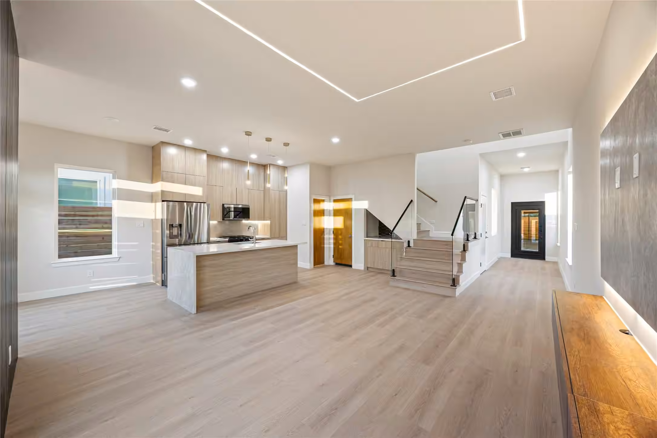 Photo 7 of 3807 Noah Street W, Houston, TX