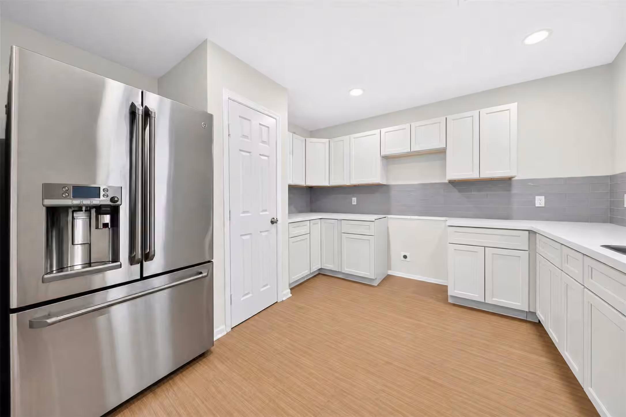 Photo 2 of 874 Green Meadow Lane, Houston, TX