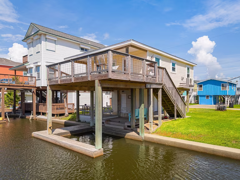 Photo 4 of 16711 Kingston Way, Jamaica Beach, TX