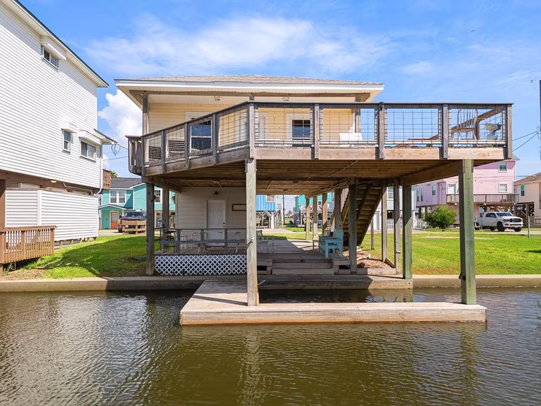 Photo 5 of 16711 Kingston Way, Jamaica Beach, TX