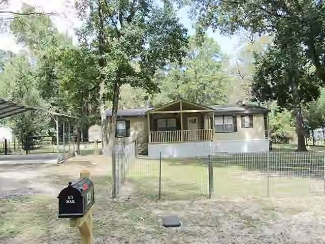 Photo of 48 Veronica Lane, Huntsville, TX