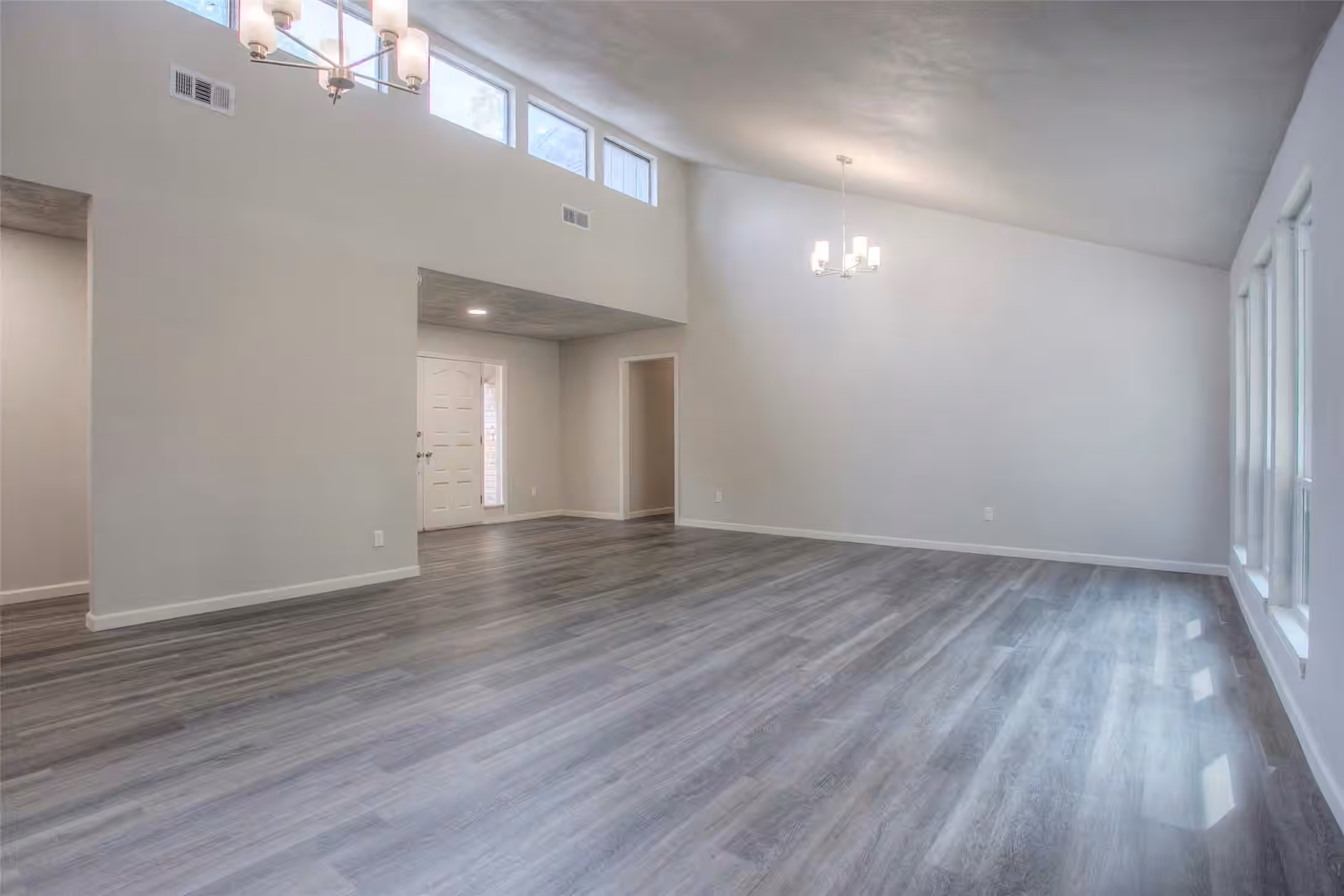 Photo 7 of 24605 Camwood Ct Road, Huntsville, TX