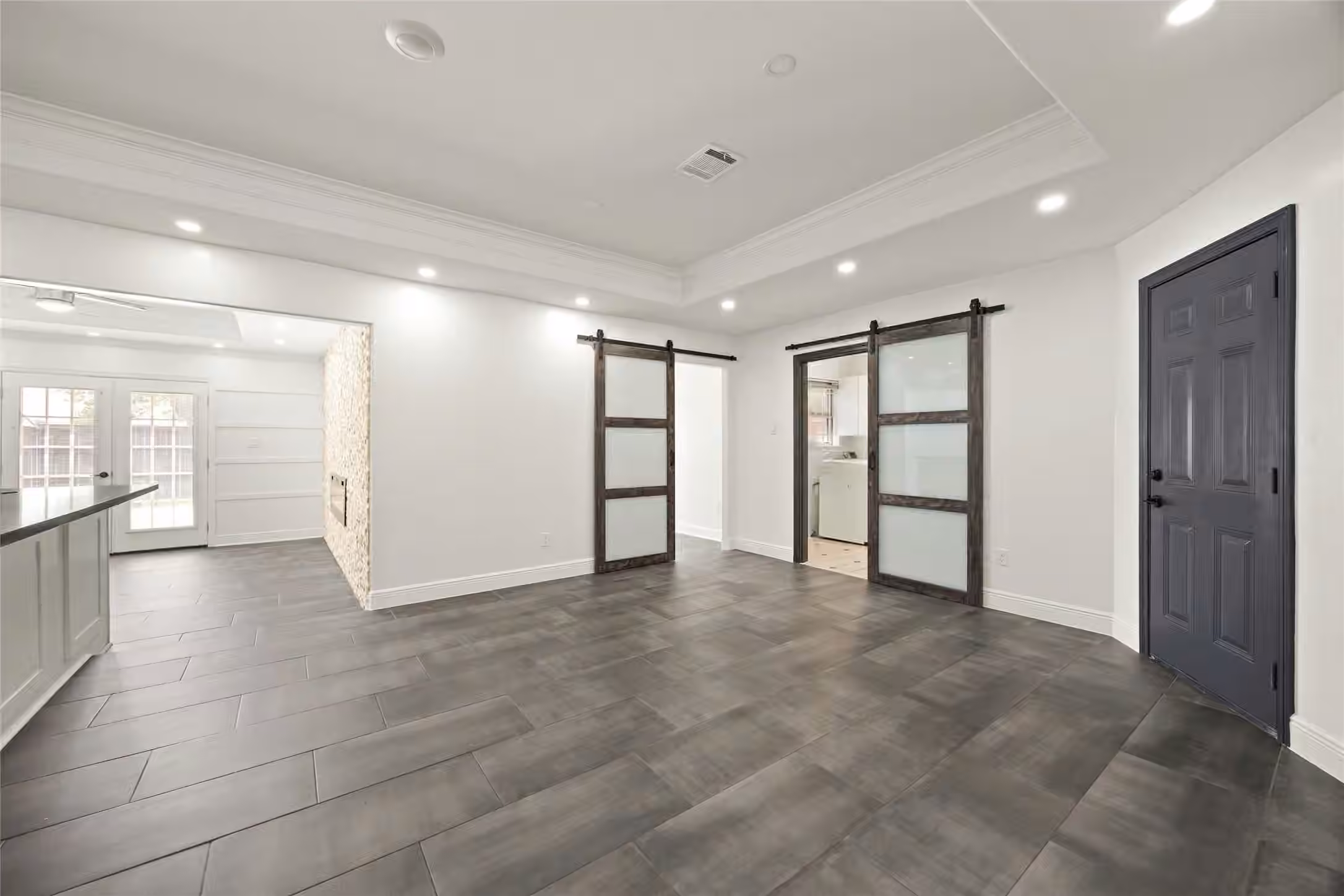 Photo 6 of 10322 Southport Drive, Houston, TX