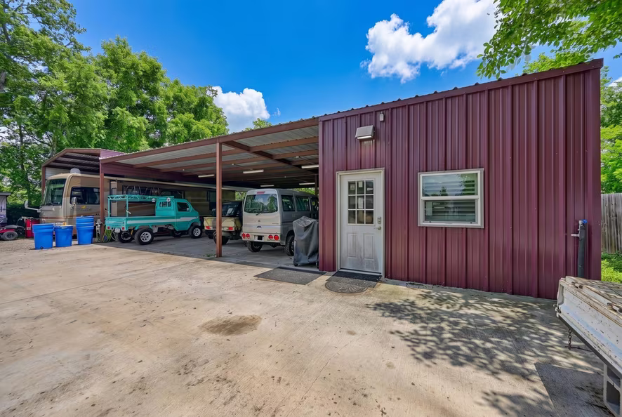 Photo 6 of 518 Columbus Road, Sealy, TX
