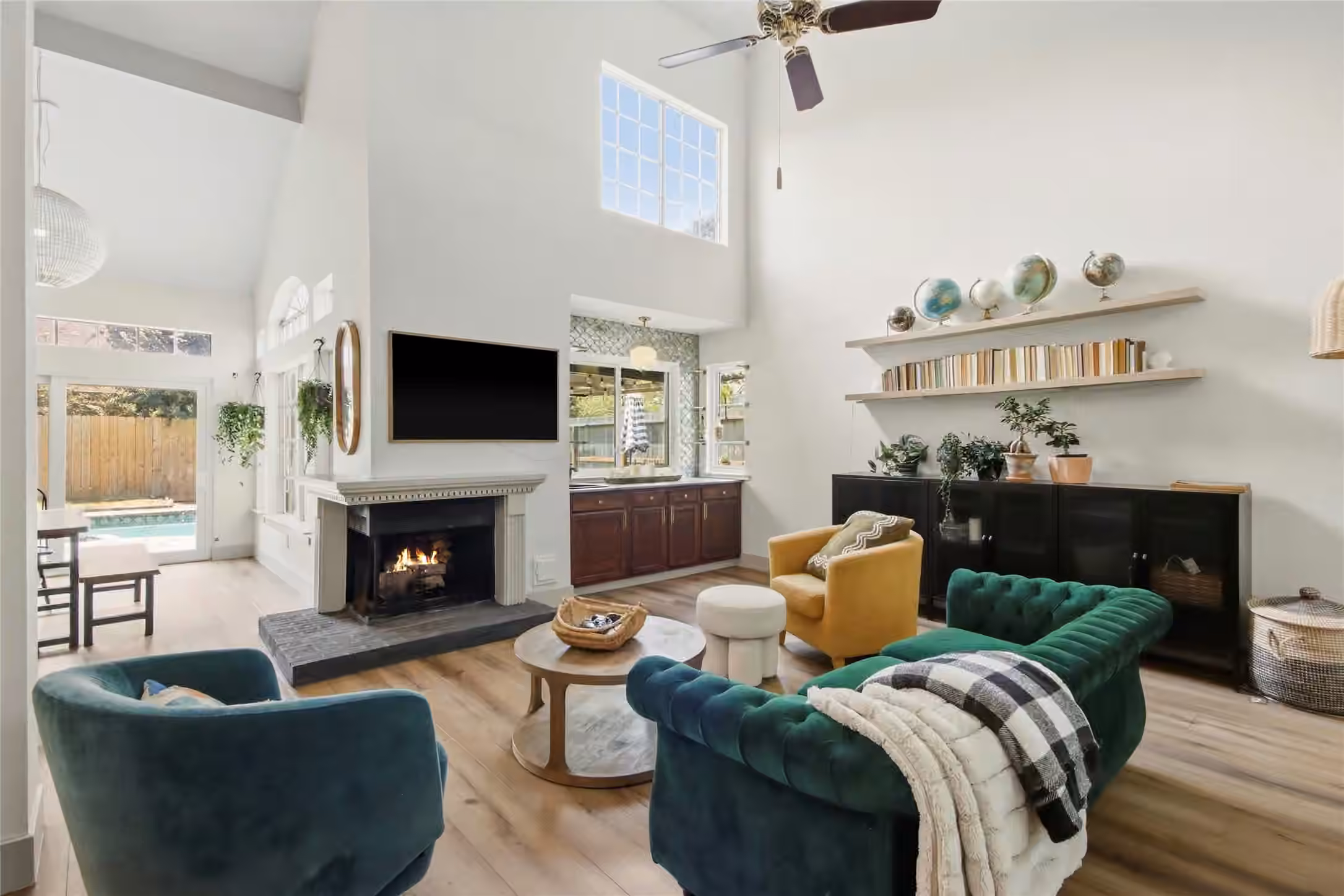 Photo 7 of 5447 Haven Oaks Drive, Houston, TX