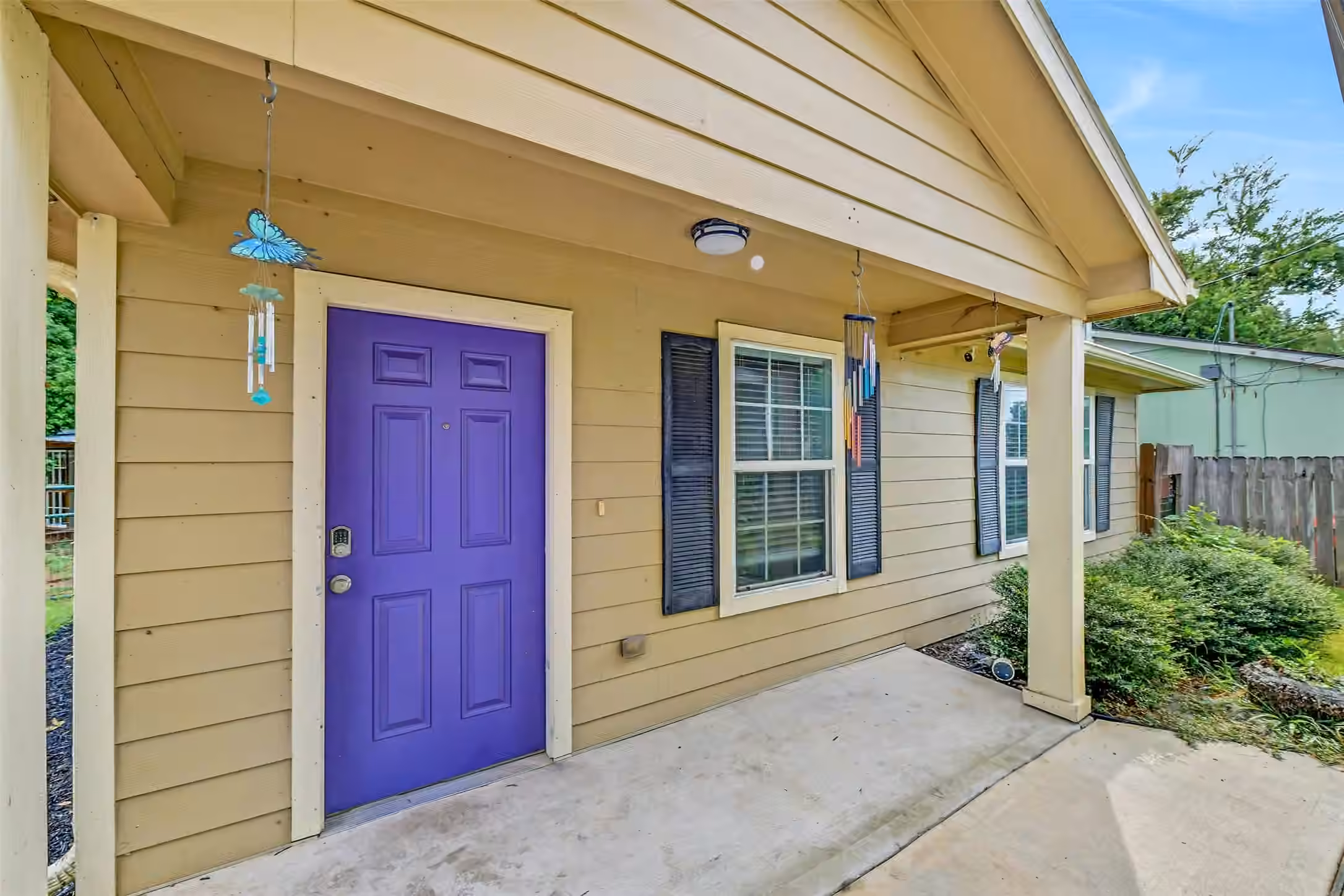 Photo 5 of 4221 Darby Street, Bacliff, TX