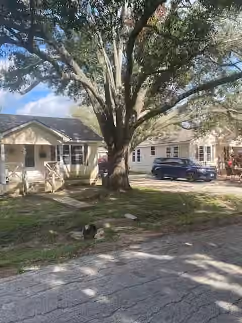 Photo 4 of 1718 Carlisle Street, Rosenberg, TX