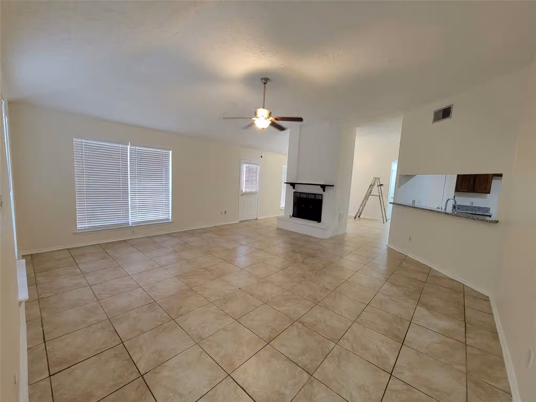 Photo 6 of 2034 Village Park Drive, Missouri City, TX