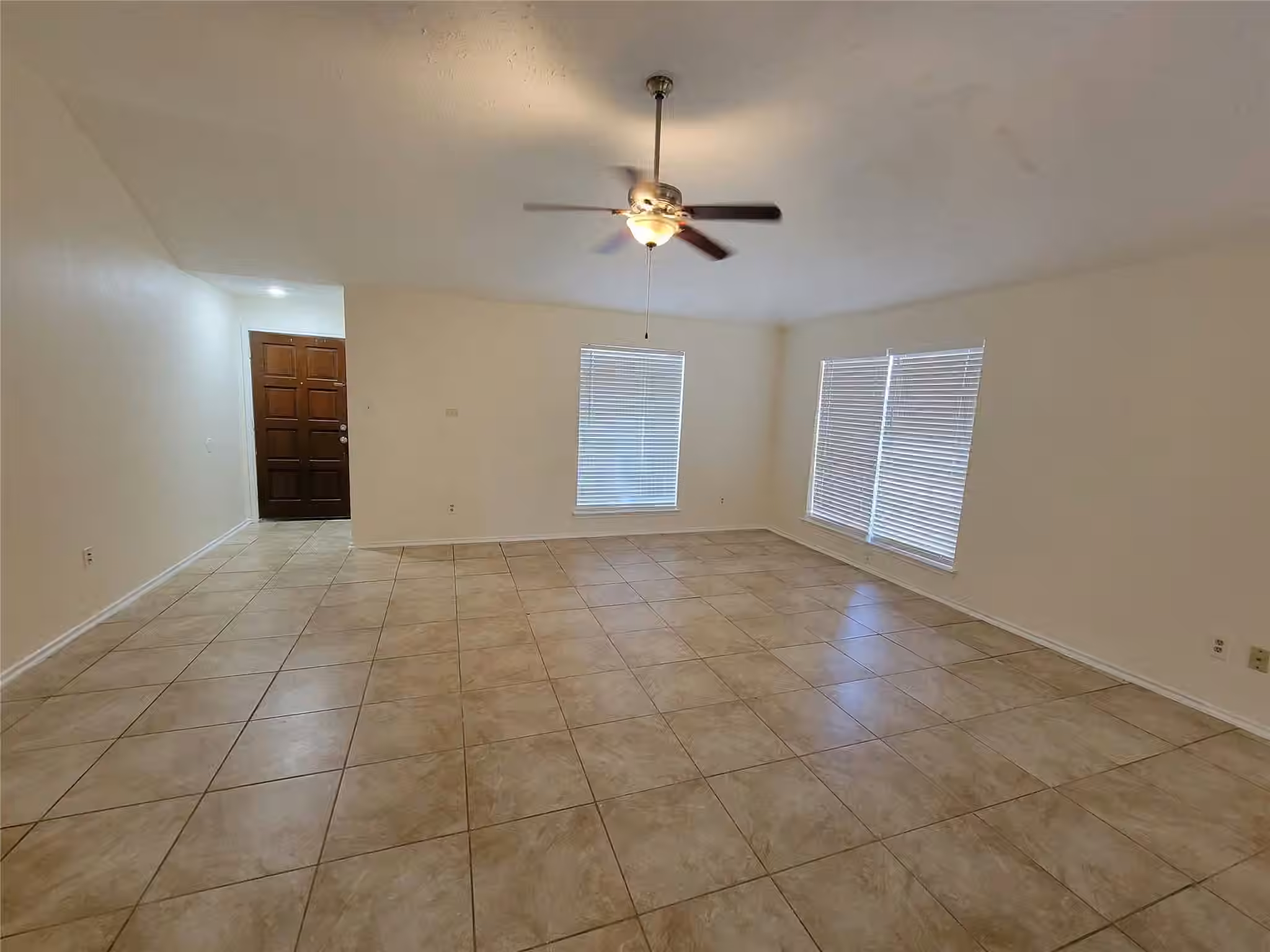 Photo 7 of 2034 Village Park Drive, Missouri City, TX