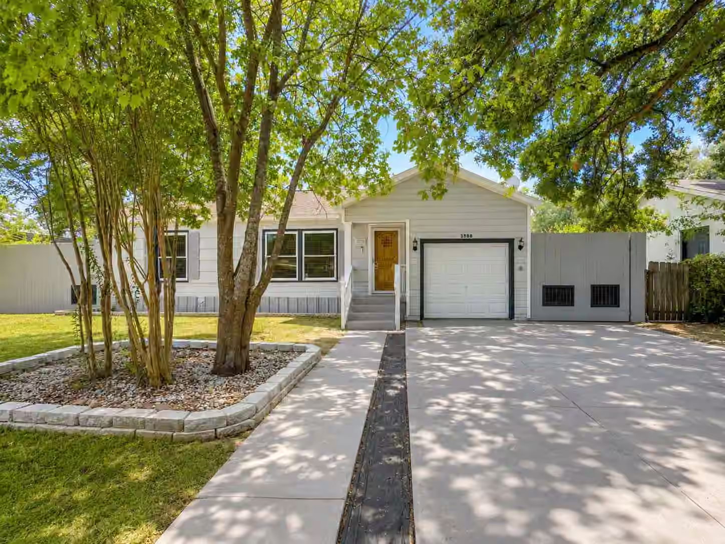 Photo of 2506 Edgewood Street, Liberty, TX