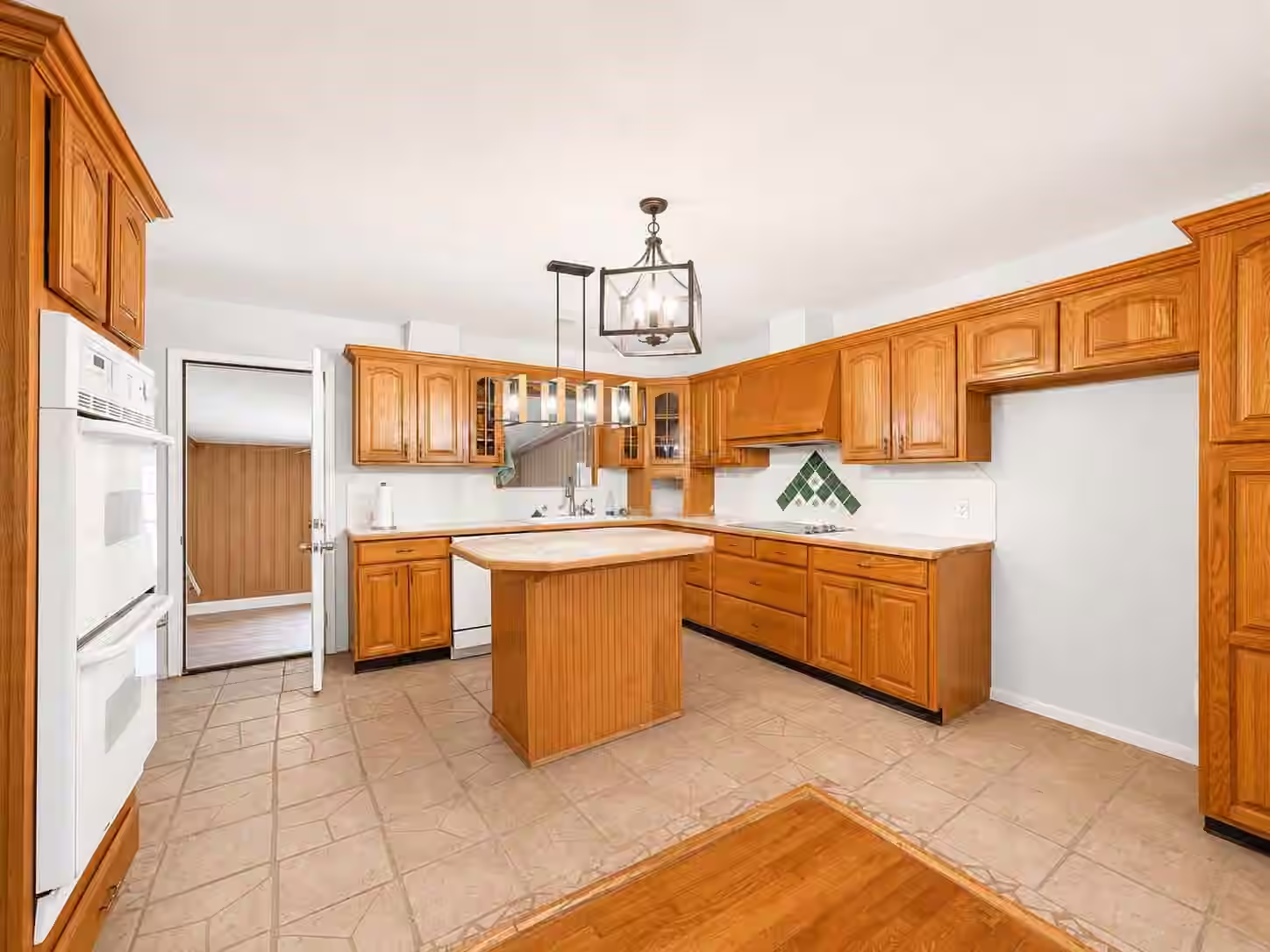 Photo 4 of 2506 Edgewood Street, Liberty, TX