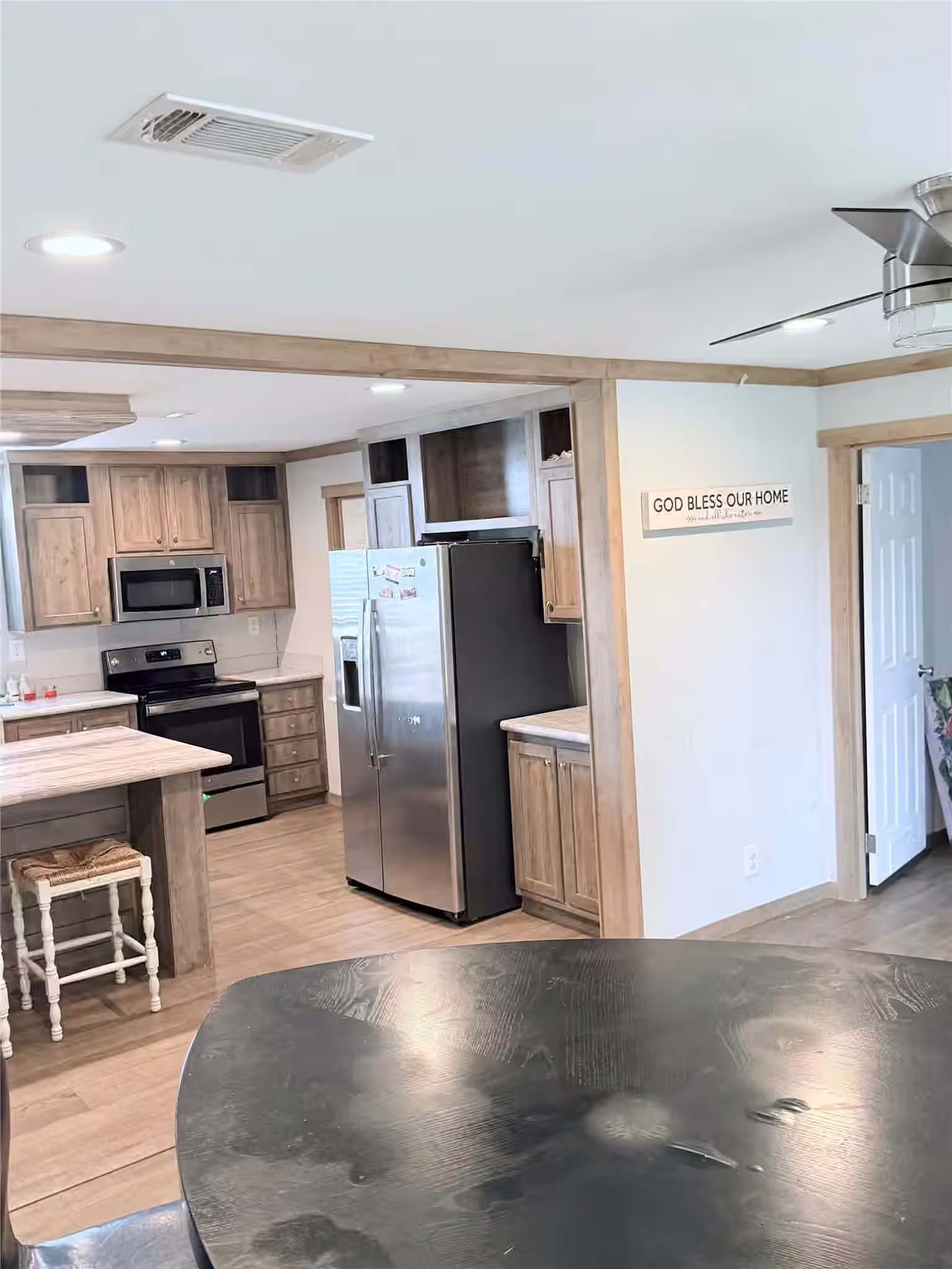 Photo 7 of 15541 Schank Road, Conroe, TX