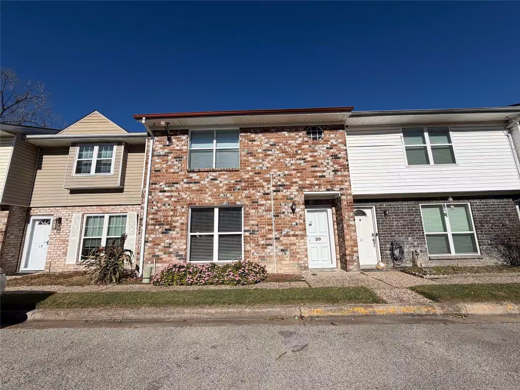 Photo of 1831 Sherwood Forest Street 20, Houston, TX 77043
