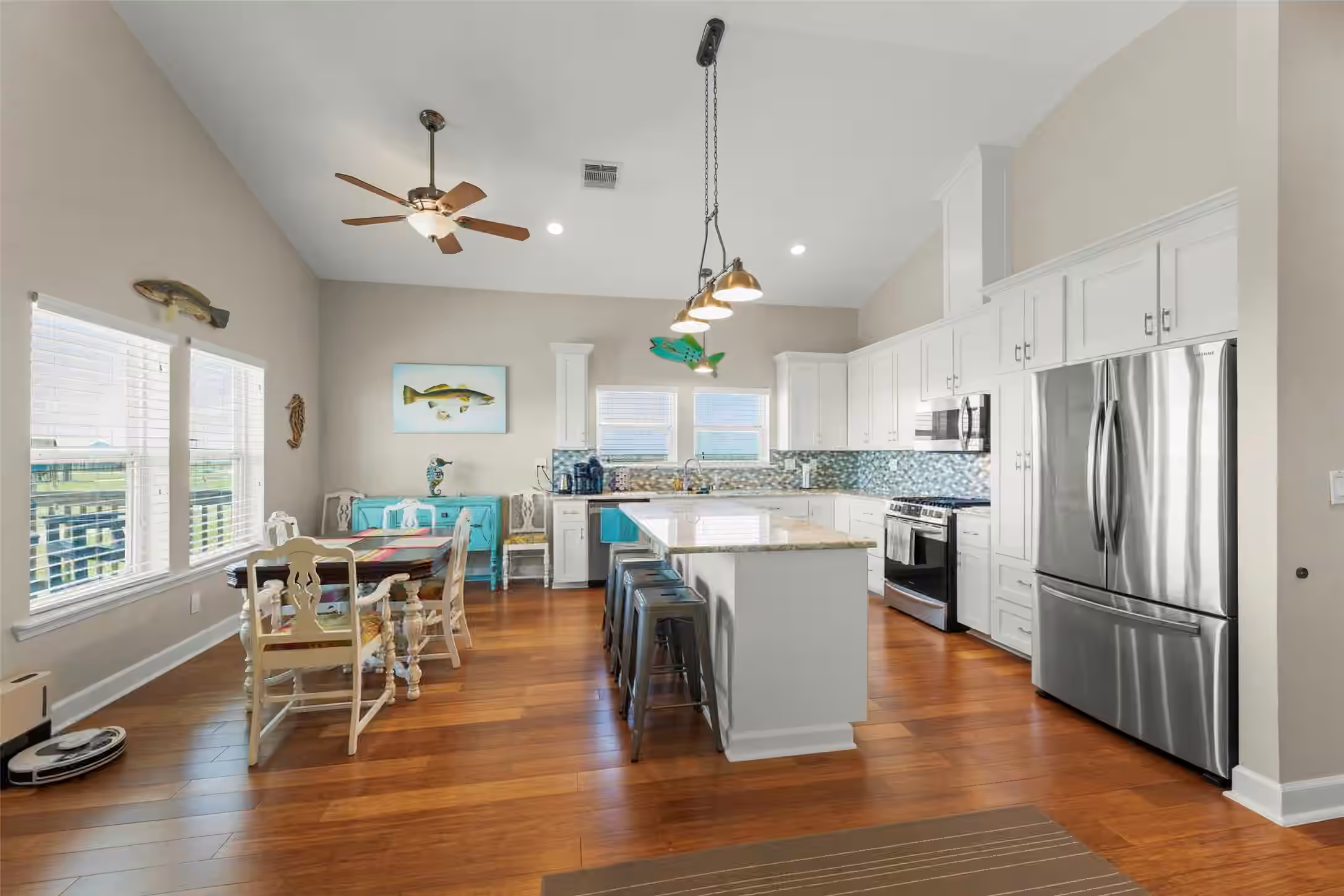 Photo 7 of 742 Bay Drive, Palacios, TX
