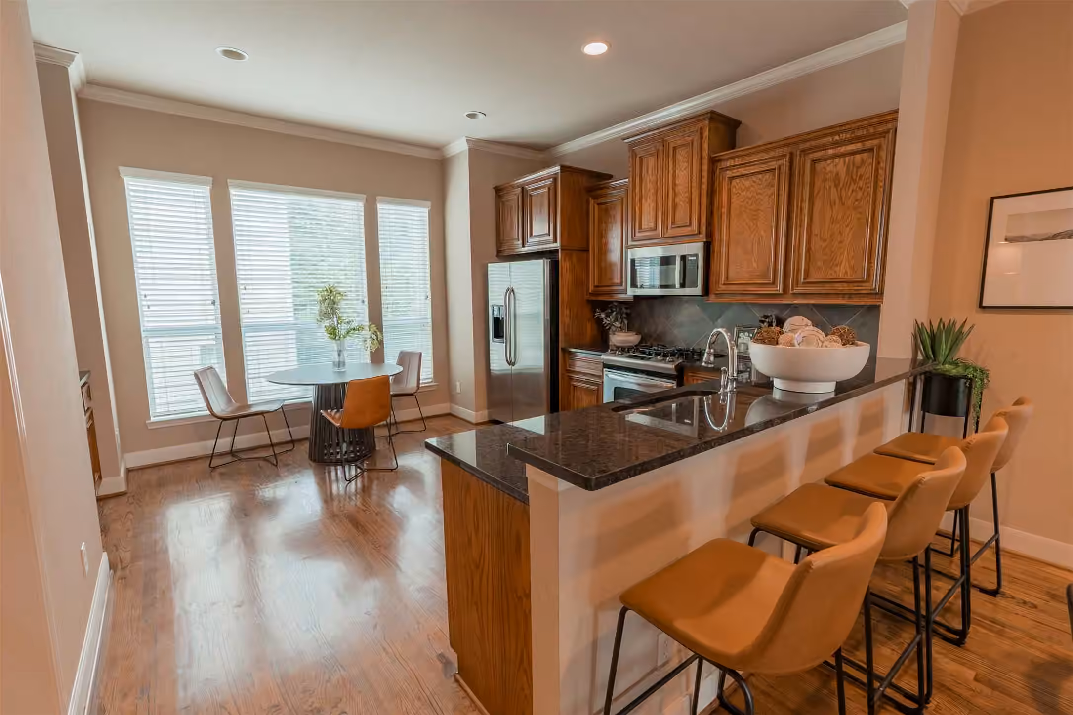 Photo 6 of 2354 Bastrop Street, Houston, TX