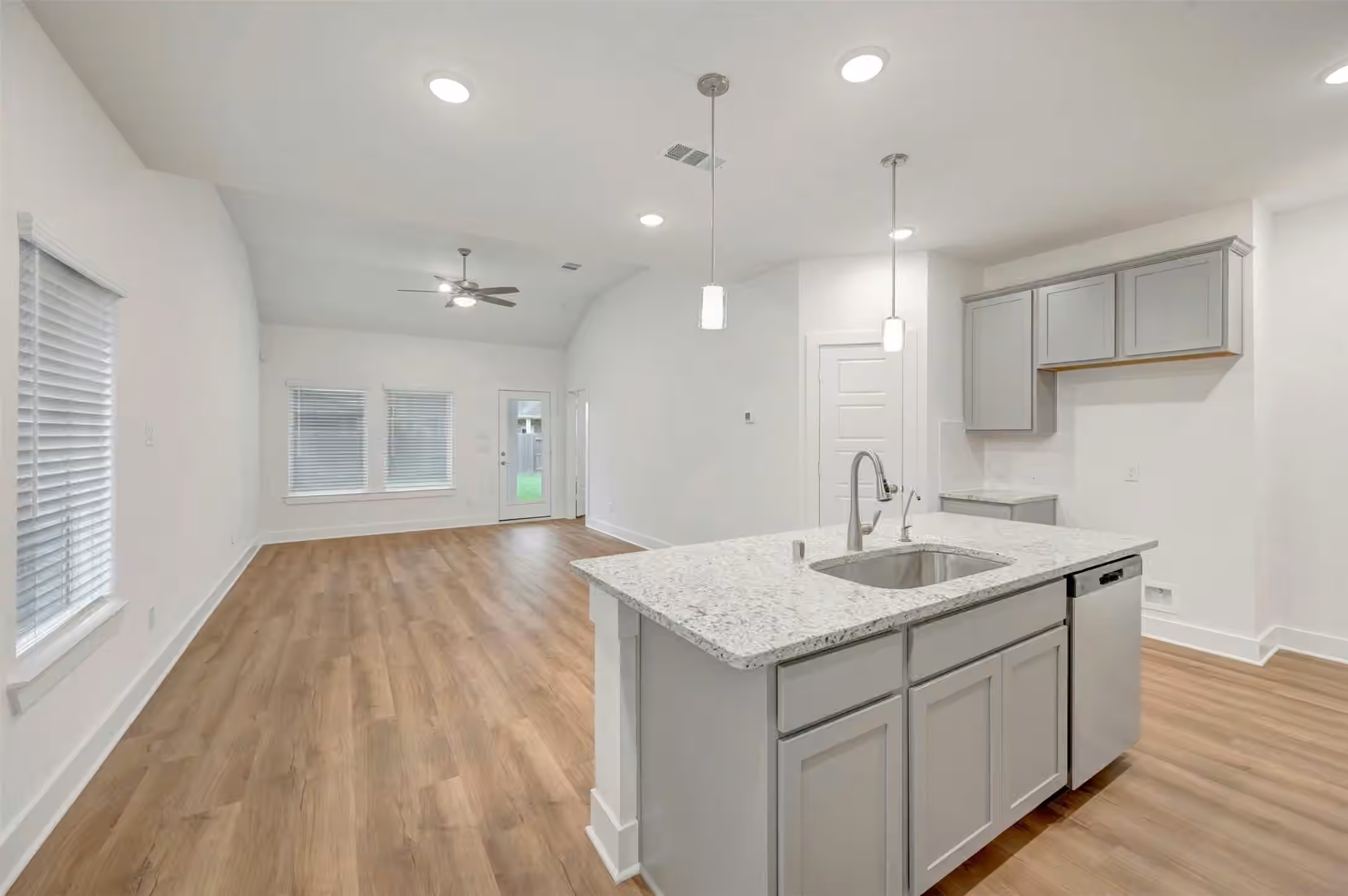 Photo 6 of 8310 Blue Shell Lane, Cypress, TX