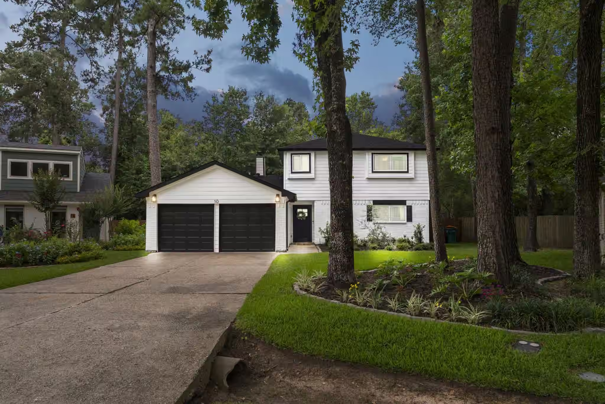 Photo of 10 E White Willow Circle, Spring, TX 77381