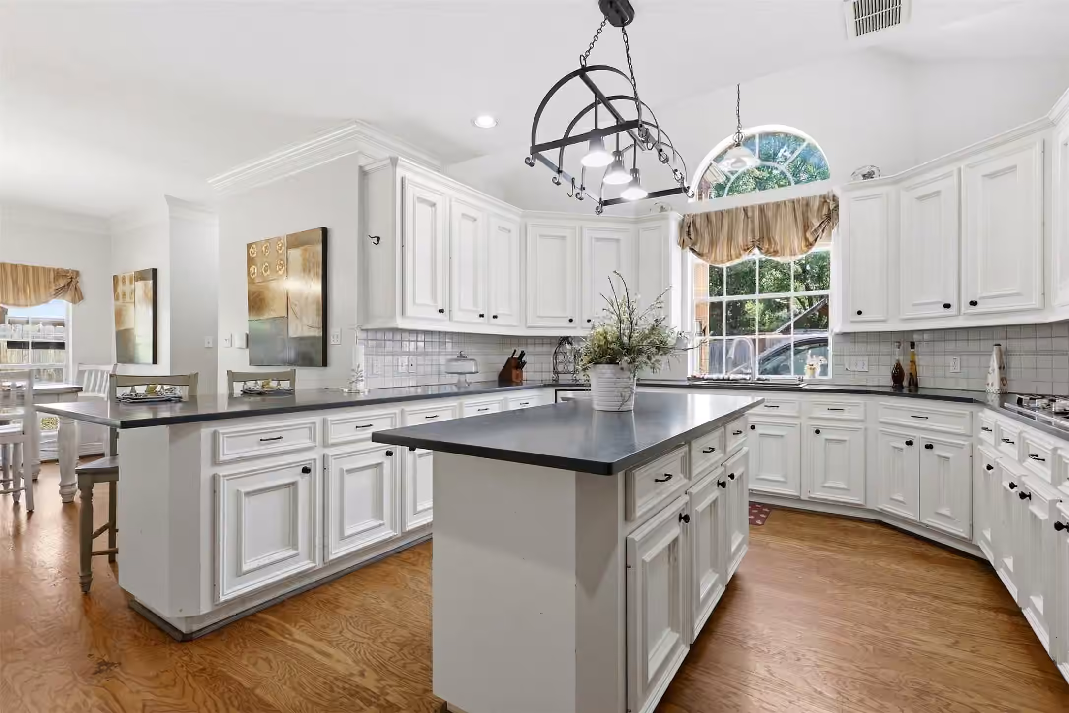 Photo of 7006 Centre Grove Drive, Houston, TX 77069