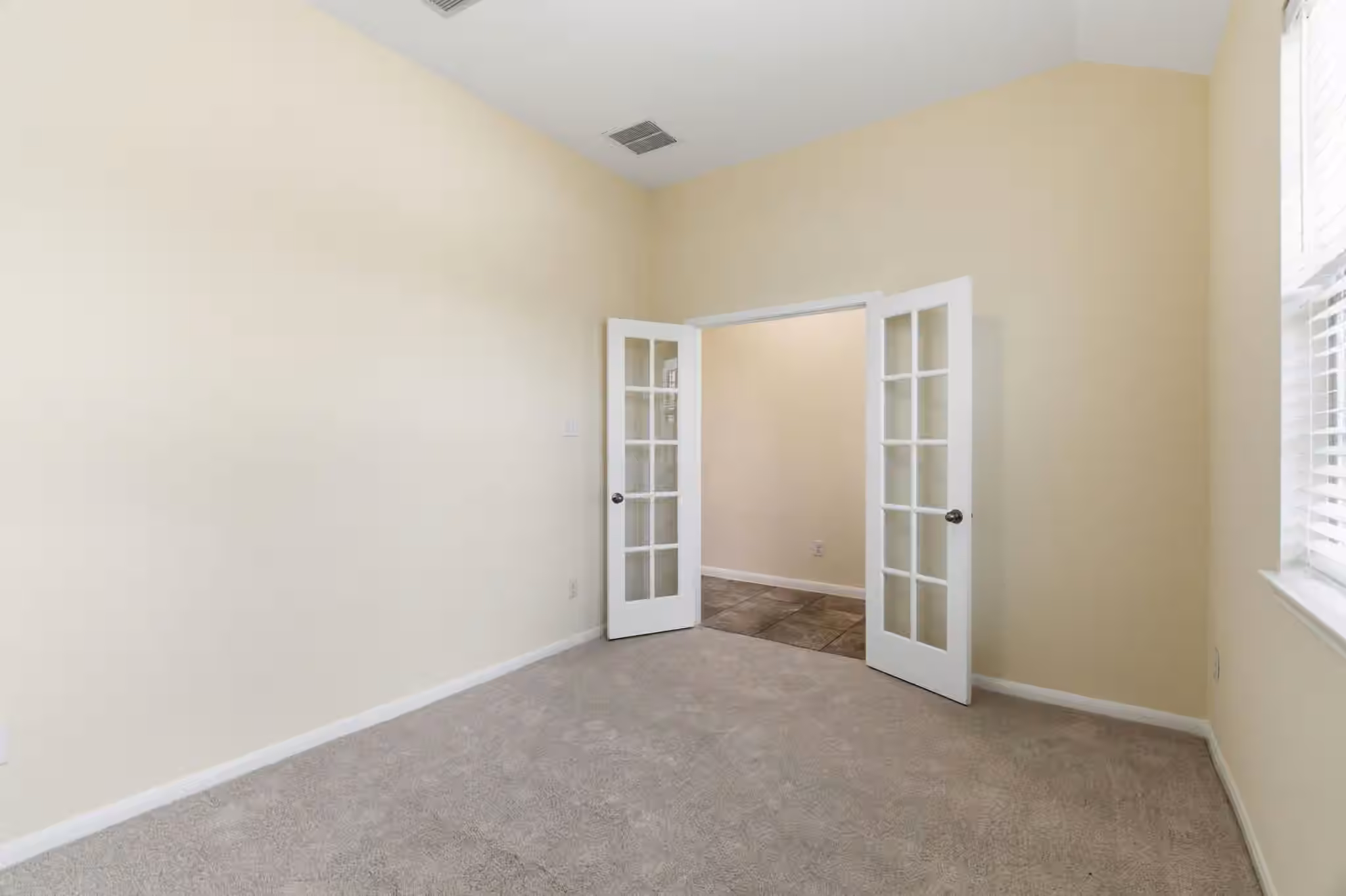 Photo 3 of 9127 Brazos Drive, Baytown, TX