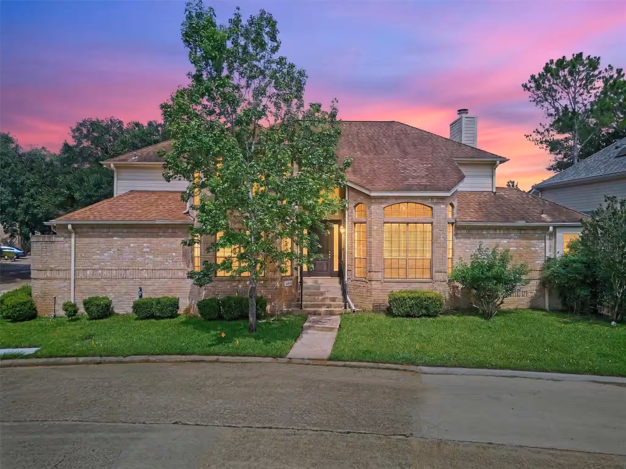 Photo of 12929 Kingsbridge Lane, Houston, TX 77077