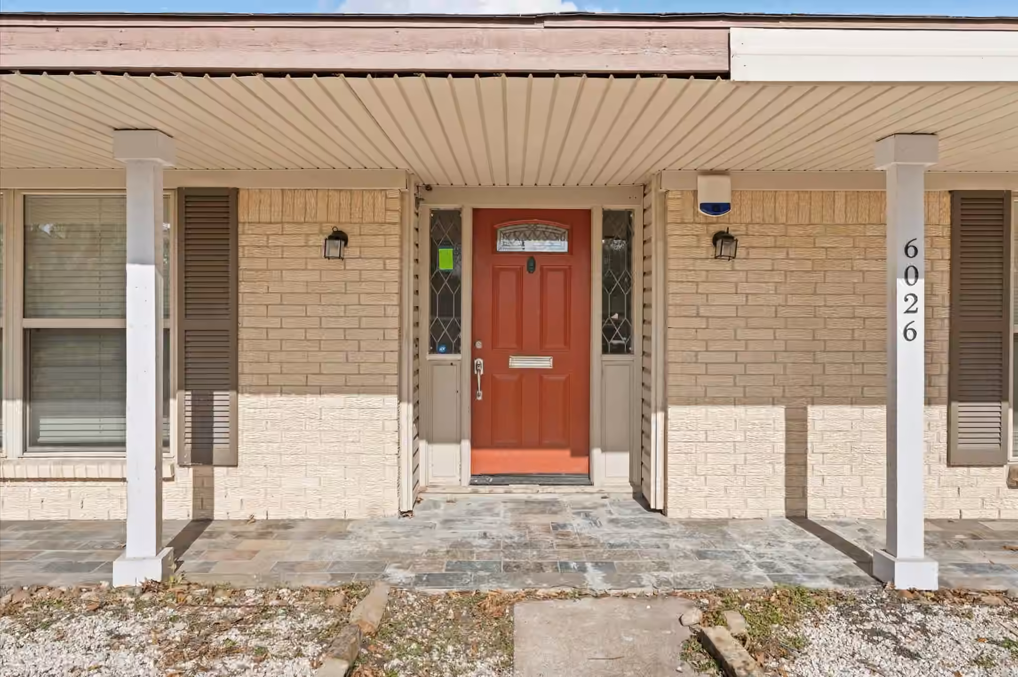 Photo 4 of 6026 Mcknight Street, Houston, TX