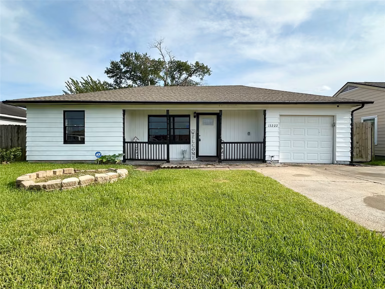 Photo 2 of 13222 Emporia Street, Houston, TX