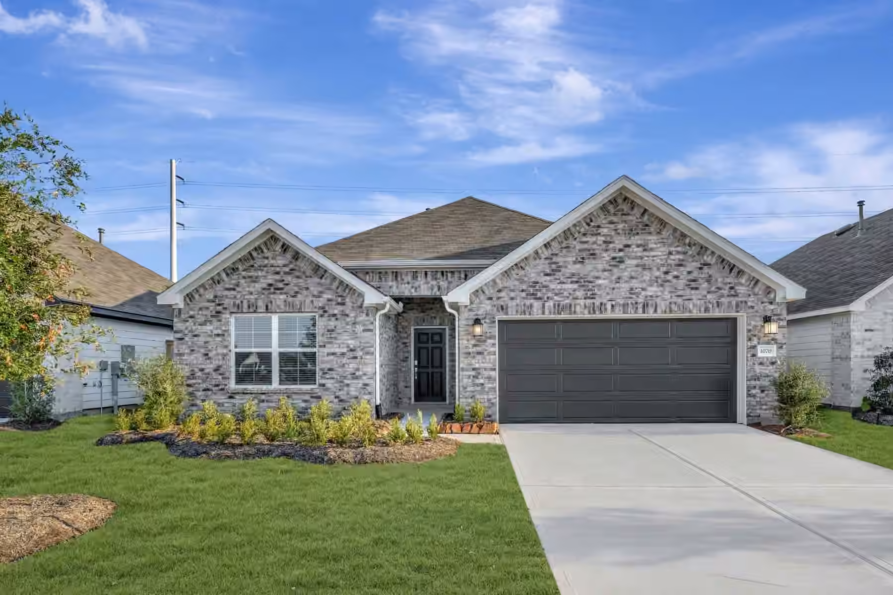 Photo of 1070 Garnet Star Drive, La Marque, TX 77568