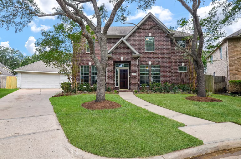 Photo of 206 Wild Oak Run, Houston, TX 77094