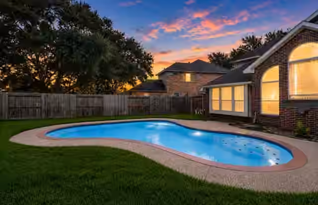 Photo 2 of 206 Wild Oak Run, Houston, TX